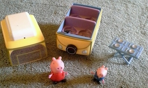 Peppa pig camper van with - pig,
